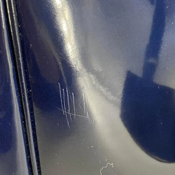 Prada Spazzolato Gardner Tote - Picture 15 of 16